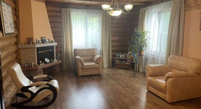 Продам коттедж/дачу 4-х комнатную с общей площадью 200м2, на улице Набережная, г. Пок михайловский, Ярославская обл., Россия, агентство JCat. Фотография №1