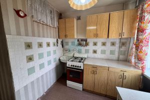 Продам квартиру 1 комнатную с общей площадью 29.4м2, 4/5 эт., на улице Водникова, Трусовский район, г. Астрахань, Астраханская обл., Россия, агентство АН Доверие