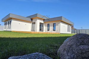 Продам дом 4-х комнатный с общей площадью 240м2, на улице Озёрная, г. Коттеджный посёлок балтийская слобода 2, Ленинградская обл., Россия, агентство ТЕРРАСА