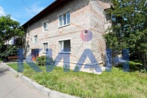 Продам квартиру 3-х комнатную с общей площадью 57.1м2, 1/2 эт., на улице Гагарина, г. Емельяново, Красноярский край, Россия, агентство Интернет-партнер