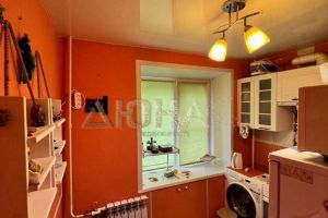 Продам квартиру 2-х комнатную с общей площадью 42м2, 3/5 эт., на улице Мкр якиманиха, г. Кострома, Костромская обл., Россия, агентство Дюна
