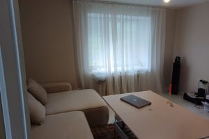 Продам квартиру 2-х комнатную с общей площадью 61м2, 1/7 эт., на улице Большая московская ул, г. Великий Новгород, Новгородская обл., Россия, агентство Интернет-партнер
