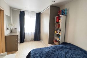 Продам квартиру 2-х комнатную с общей площадью 33.9м2, 2/9 эт., на улице Советская ул, Октябрьский район, г. Иркутск, Иркутская обл., Россия, агентство Интернет-партнер