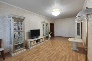 Продам квартиру 3-х комнатную с общей площадью 90.7м2, 7/10 эт., на улице Стройкова ул, Железнодорожный район, г. Рязань, Рязанская обл., Россия, агентство Интернет-партнер