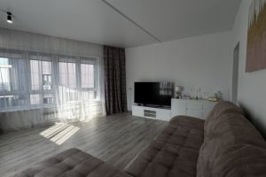 Продам квартиру 2-х комнатную с общей площадью 65.3м2, 10/16 эт., на улице Верхняя набережная ул, Октябрьский район, г. Иркутск, Иркутская обл., Россия, агентство Интернет-партнер
