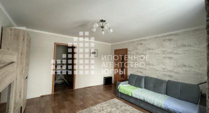 Продам квартиру 1 комнатную с общей площадью 40.5м2, 1/2 эт., на улице Мира, г. Ханты-Мансийск, Ханты-Мансийский авт. окр., Россия, агентство Интернет-партнер. Фотография №1