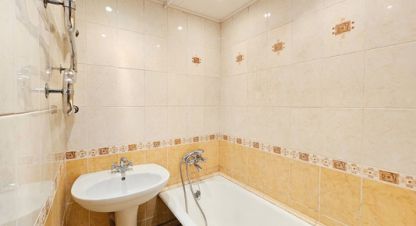 Продам квартиру 3-х комнатную с общей площадью 59.4м2, 4/5 эт., на улице Весенняя ул, Железнодорожный район, г. Рязань, Рязанская обл., Россия, агентство Интернет-партнер. Фотография №1