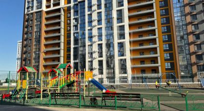 Продам квартиру 3-х комнатную с общей площадью 83м2, 6/18 эт., на улице Энтузиастов, Октябрьский район, г. Уфа, Башкортостан респ., Россия, агентство СдамПродам. Фотография №1