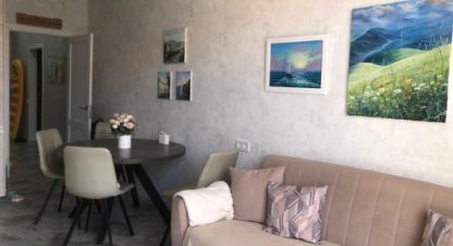 Продам квартиру 2-х комнатную с общей площадью 56.4м2, 5/5 эт., на улице Крымская ул, г. Геленджик, Краснодарский край, Россия, агентство Интернет-партнер. Фотография №1