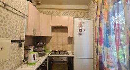 Продам квартиру 1 комнатную с общей площадью 30.6м2, 2/5 эт., на улице 2-й рабфаковский пер, Невский район, г. Санкт-Петербург, Санкт-Петербург, Россия, агентство Интернет-партнер. Фотография №1