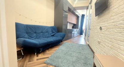 Продам квартиру с общей площадью 40м2, 1/5 эт., на улице Крымская ул, г. Геленджик, Краснодарский край, Россия, агентство Интернет-партнер. Фотография №1