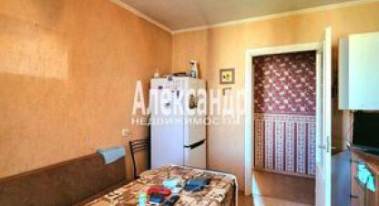 Купить квартиру 3-х комнатную, 71.5 кв. м., Россия, г. Кириши. Фотография №8