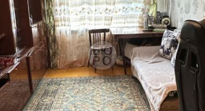 Продам квартиру 2-х комнатную с общей площадью 47м2, 2/5 эт., на улице Чехова, г. Стерлитамак, Башкортостан респ., Россия, агентство Бюро. Фотография №1
