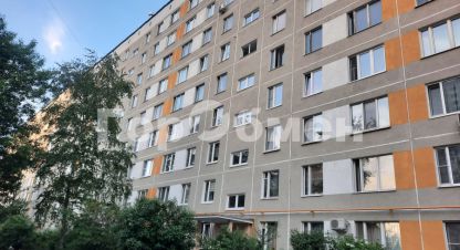 Продам квартиру 3-х комнатную с общей площадью 59м2, 7/9 эт., на улице Проходчиков, г. Москва, Москва, Россия, агентство ГорОбмен. Фотография №1