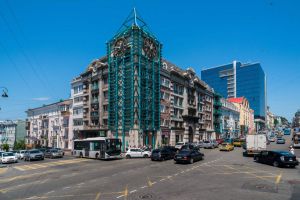 Сдам квартиру 2-х комнатную с общей площадью 53.8м2, 3/5 эт., на улице Семеновская, г. Владивосток, Приморский край, Россия, агентство JCat