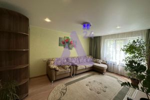 Продам квартиру 3-х комнатную с общей площадью 54м2, 1/9 эт., на улице Георгия Исакова, Ленинский район, г. Барнаул, Алтайский край, Россия, агентство АН Династия 24