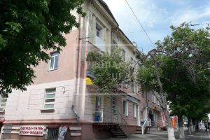 Сдам торговое помещение с общей площадью 66м2, на улице Айская, Кировский район, г. Уфа, Башкортостан респ., Россия, агентство СдамПродам