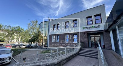 Продам офисное помещение с общей площадью 631м2, на улице Октября пр-кт, Орджоникидзевский район, г. Уфа, Башкортостан респ., Россия, агентство СдамПродам. Фотография №1