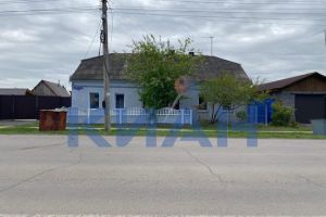 Продам дом 3-х комнатный с общей площадью 54.8м2, на улице Московская ул, г. Емельяново, Красноярский край, Россия, агентство Интернет-партнер