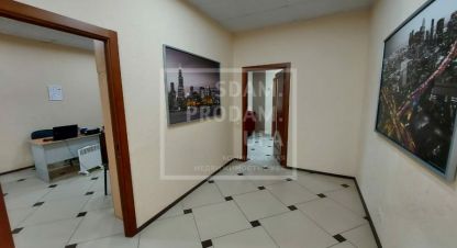 Продам офисное помещение с общей площадью 411м2, на улице Коммунистическая, Кировский район, г. Уфа, Башкортостан респ., Россия, агентство СдамПродам. Фотография №1