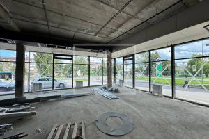 Сдам торговое помещение с общей площадью 350м2, на улице Вологодская, Орджоникидзевский район, г. Уфа, Башкортостан респ., Россия, агентство СдамПродам