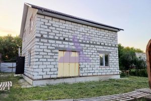 Продам дом с общей площадью 167.6м2, на улице Полевая, Центральный район, г. Лебяжье, Алтайский край, Россия, агентство АН Династия 24