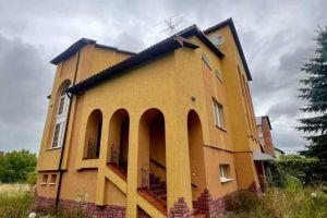 Сдам дом 5-ти комнатный с общей площадью 311.1м2, на улице Садова, г. Раневичи, Львовская обл., Украина, агентство Aspo.biz