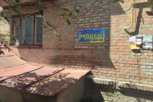 Продам квартиру 3-х комнатную с общей площадью 43м2, 1/3 эт., на улице Графа бобринського, г. Смела , Черкасская обл., Украина, агентство Aspo.biz