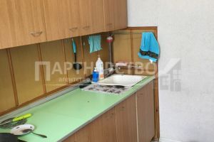 Продам квартиру 1 комнатную с общей площадью 33.2м2, 3/5 эт., на улице Комсомольский пр-кт, г. Абинск, Краснодарский край, Россия, агентство АН "Партнерство"