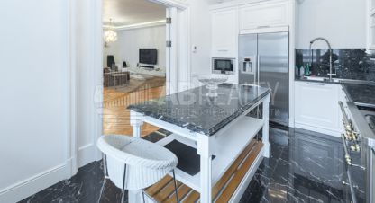 Снять квартиру 4-х комнатную, 340 кв. м., Россия, г. Москва. Фотография №9