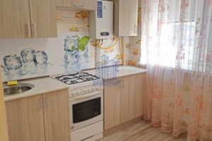 Продам квартиру 1 комнатную с общей площадью 34.4м2, 4/4 эт., на улице Гражданская, г. Чебоксары, Чувашия респ., Россия, агентство Агентство недвижимости Ориентир