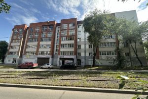 Сдам торговое помещение с общей площадью 130м2, на улице Гоголя ул, Свердловский район, г. Иркутск, Иркутская обл., Россия, агентство Интернет-партнер