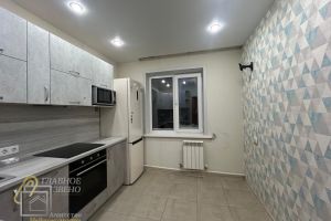 Продам квартиру 2-х комнатную с общей площадью 50.9м2, 10/10 эт., на улице Жко аэропорта, г. Обь, Новосибирская обл., Россия, агентство Главное звено