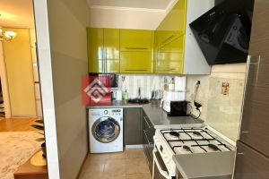 Продам квартиру 2-х комнатную с общей площадью 47м2, 3/6 эт., на улице Тараса шевченко, г. Севастополь, Крым авт. респ., Россия, агентство Илион