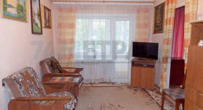Сдам квартиру 2-х комнатную с общей площадью 44м2, 3/5 эт., на улице 60-летия Октября, Металлургический район район, г. Челябинск, Челябинская обл., Россия, агентство 74 метра. Фотография №1