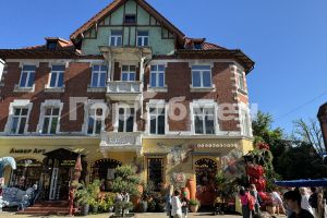 Продам квартиру 2-х комнатную с общей площадью 72.1м2, 3/4 эт., на улице Курортный, г. Зеленоградск, Калининградская обл., Россия, агентство ГорОбмен