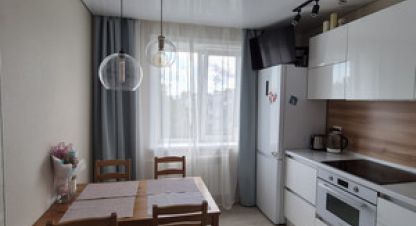 Купить квартиру 3-х комнатную, 65.2 кв. м., Россия, г. Южно-Сахалинск. Фотография №8