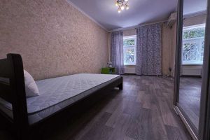 Сдам квартиру 1 комнатную с общей площадью 35м2, 1/2 эт., на улице Соборная площадь, Приморский район, г. Одесса , Одесская обл., Украина, агентство Aspo.biz