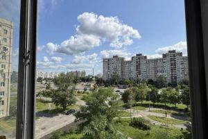 Продам квартиру 2-х комнатную с общей площадью 51.2м2, 5/9 эт., на улице Володимира маяковського просп, Деснянский район, г. Киев, Киев, Украина, агентство Aspo.biz