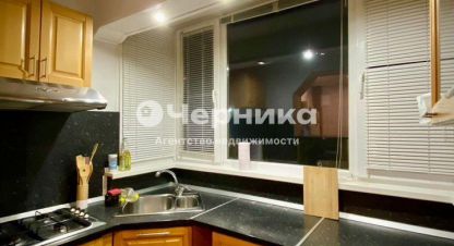 Продам квартиру 1 комнатную с общей площадью 38м2, 6/9 эт., на улице Пирогова, г. Пятигорск, Ставропольский край, Россия, агентство АН Черника. Фотография №1