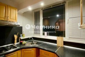 Продам квартиру 1 комнатную с общей площадью 38м2, 6/9 эт., на улице Пирогова, г. Пятигорск, Ставропольский край, Россия, агентство АН Черника