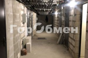 Продам производственно-складское помещение с общей площадью 7м2, на улице Садовая, г. Посёлокского типа икша, Московская обл., Россия, агентство ГорОбмен