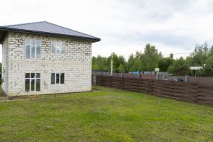 Продам коттедж/дачу 7-ти комнатную с общей площадью 180м2, на улице Петровская, г. Красногорск, Московская обл., Россия, агентство JCat