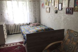 Продам квартиру 2-х комнатную с общей площадью 44.1м2, 1/5 эт., на улице Приморский б-р, г. Корсаков, Сахалинская обл., Россия, агентство Сервис по недвижимости ИМЛС