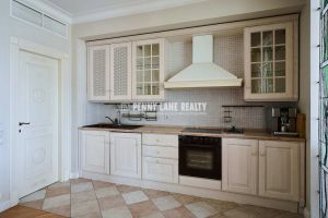Продам квартиру 3-х комнатную с общей площадью 174м2, 7/16 эт., на улице 1-й смоленский пер, Арбат (ЦАО) район, г. Москва, Москва, Россия, агентство Penny Lane Realty