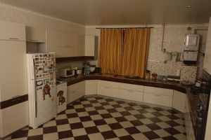 Продам квартиру 4-х комнатную с общей площадью 154м2, 1/4 эт., на улице Победы, г. Клин, Московская обл., Россия, агентство ЕвроДома