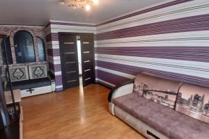 Продам квартиру 1 комнатную с общей площадью 37.5м2, 4/5 эт., на улице Гоголя, г. Зеленодольск, Татарстан респ., Россия, агентство Арслан
