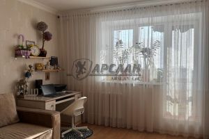 Продам квартиру 2-х комнатную с общей площадью 61.3м2, 7/9 эт., на улице Ноксинский Спуск, г. Казань, Татарстан респ., Россия, агентство Арслан