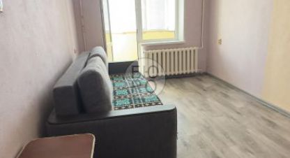 Сдам квартиру 1 комнатную с общей площадью 40м2, 1/9 эт., на улице Караная муратова, г. Стерлитамак, Башкортостан респ., Россия, агентство Бюро. Фотография №1