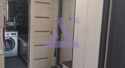 Продам квартиру 3-х комнатную с общей площадью 56.8м2, 2/5 эт., на улице Микро центральный, г. Санниково, Алтайский край, Россия, агентство АН Династия 24. Фотография №1